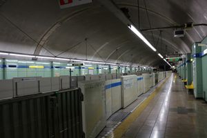 요코하마 시영 지하철 미츠자와카미초 역