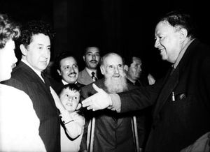 시케이로스(왼쪽), Dr. Atl(가운데), 디에고 리베라(오른쪽) (1955년)