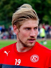 포르투나 뒤셀도르프 선수 시절의 운너스탈 (2014)