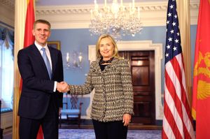 2011년 10월 11일 워싱턴 D.C.에서 힐러리 클린턴 미국 국무장관과 룩시치