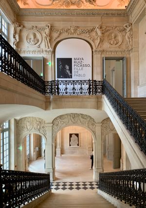 Hôtel Salé의 계단 홀 (에스칼리에 드 오뇌)