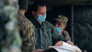 2020년 나고르노카라바흐 전쟁 당시 최전선에서 찍힌 다비트 토노얀.