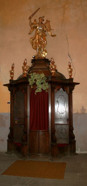 체코 자로메르에 있는 보헤미안 양식의 고해소