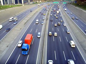 이스탄불의 O-2와 O-3 교차로