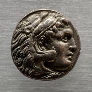 헬레니즘 시대 그리스의 첫 번째 아르기아드 왕조 지도자이자 테살로니키의 창립자인 카산더를 묘사한 코인