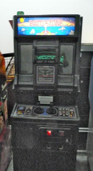 배틀존은 "잠망경"을 통해 3D 벡터 그래픽을 사용한다.