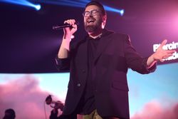 고키, 테네시주 내슈빌에서 열린 2023년 목회자 정상회담에서 공연