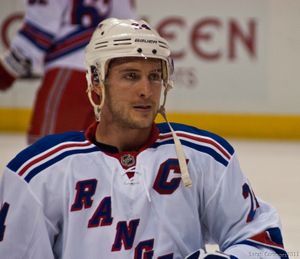 2011년 12월 레인저스의 주장으로 있는 캘러헌.