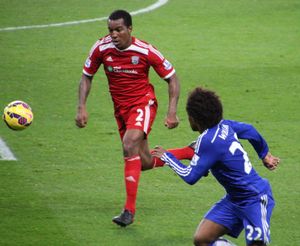 2014년 웨스트 브로미치 앨비언에서 뛰는 위즈덤(왼쪽)