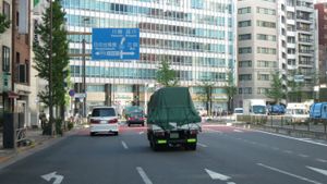 국도 130호선과의 분기, 도쿄도 미나토구 시바 2초메