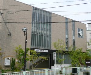 2011년 4월, 남쪽 출구