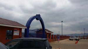 마차코스 인민 공원 입구