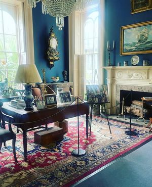 빌리 핸슨의 총격 사건이 일어난 머서 하우스 서재