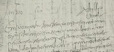 4세기 초의 신 로마 필기체. Achilius라는 총독에게 보낸 편지. 대문자처럼 문두가 크게 쓰여 있다.