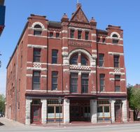 러브-라슨 오페라 하우스