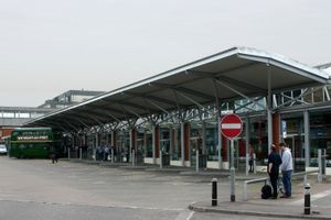 할로우 버스 터미널