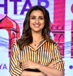 2018년 Behtar India의 두 번째 에디션에 참석한 초프라