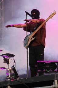 2022년 트웬티 원 파일럿츠와 함께 공연하는 조셉