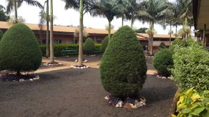 바푸삼 국립 이중 언어 고등학교 부분적인 모습