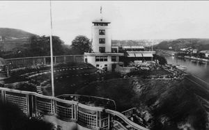 댄스 장면이 촬영된 바란도프 테라스