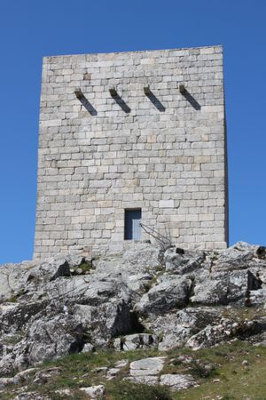 구아르다 성의 본성