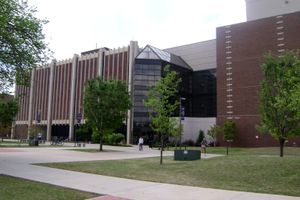 맥스 챔버스 도서관