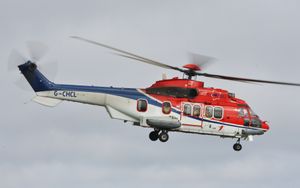 착륙중인 CHC 헬리콥터 EC225