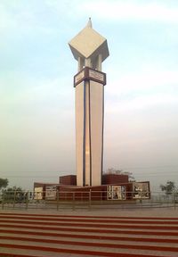 Bijoy 해방 전쟁 기념비
