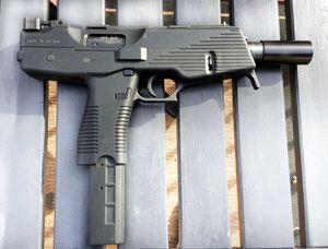 30발 탄창이 장착된 미국 수입 슈타이어 만리허 SPP