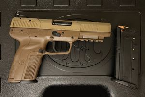 FN 파이브-세븐(FDE) 플랫 다크 어스