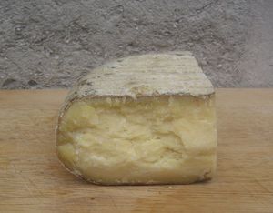 마온-메노르카 숙성 치즈