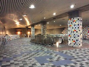 역의 메자닌 층