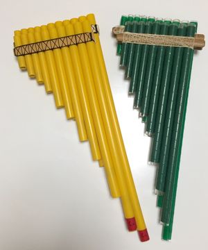 왼쪽: 플라스틱, 오른쪽: 아크릴