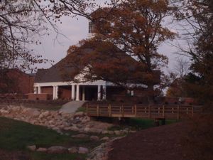 2008년 봄에 개관한, 차량 사고 사망자를 기리는 기념 기도 예배당