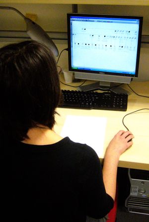 계보도를 가지고 연구하는 유전학자