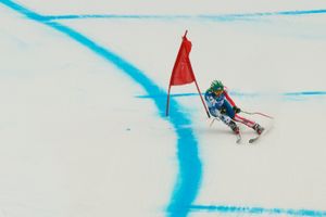 밀러가 2010년 동계 올림픽 알파인 스키 남자 활강에 출전한 모습