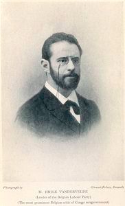 벨기에 사회주의 지도자 에밀 반데르벨데는 국회 토론 내용을 모렐에게 보내 그를 도왔다.