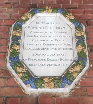 골더스 그린 화장터에 있는 모렐의 기념 명판