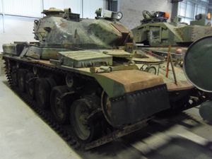 2014년 보빙턴에서 촬영한 치프틴 크레이지 호스 사격 훈련 표적