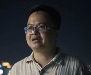 광주인권상을 수상받은 아논 눔파