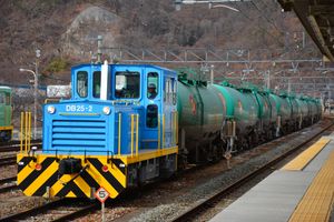 일본나가노현 사카키에 있는 디젤 입환 기관차