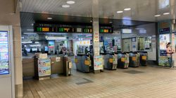 개찰구 (2018년 4월)