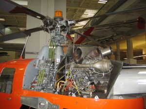 BO 105의 엔진, 변속기 및 메인 로터