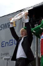 2007년, VfB 슈투트가르트 우승 당시 마이스터샬레를 들고 있는 베크