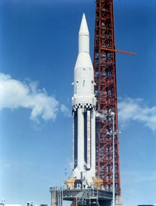 LC-34 발사대에서 대기 중인 SA-4