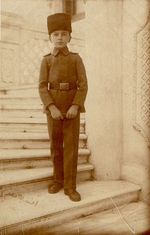 어린 시절의 메흐메트 오르한