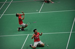 Greysia Polii and Apriyani Rahayu celebrates after winning 2020 Indonesia Masters