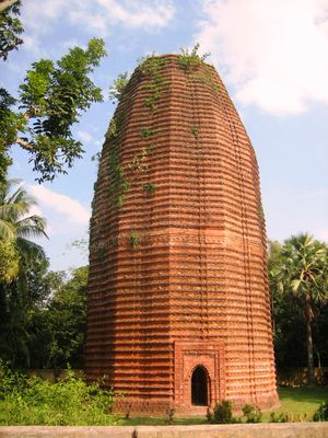 마두칼리 우파질라에 있는 마투라푸르 데울