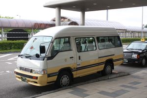 아키타 북부 택시(秋北タクシー)가 운행하는 오다테노시로 공항 승합 택시