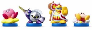 이 게임의 출시와 함께 출시된 4개의 amiibo입니다. 왼쪽부터 커비, 메타 나이트, 디디디 대왕, 웨이들 디입니다.